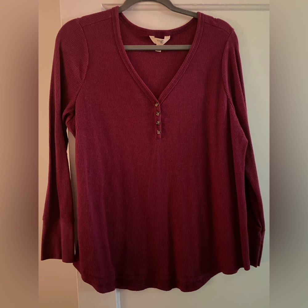 Women's Ribbed Henley Top - Burgundy